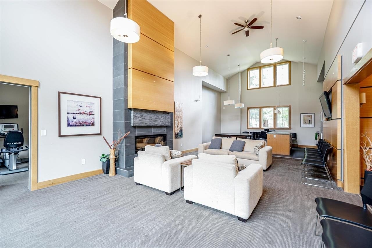 83-14838 61 Ave