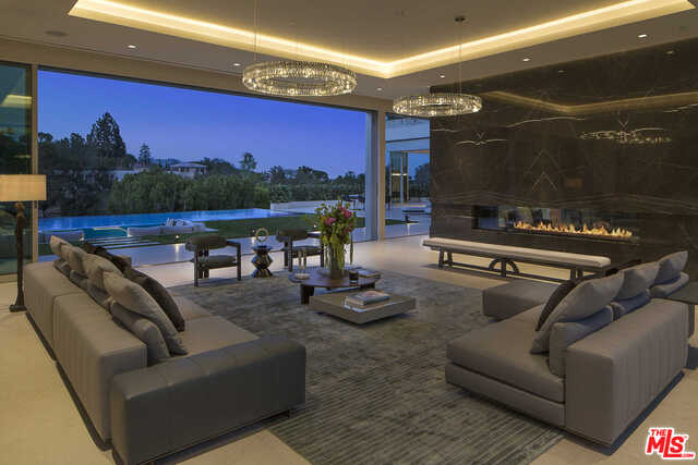 Sapphire Spot