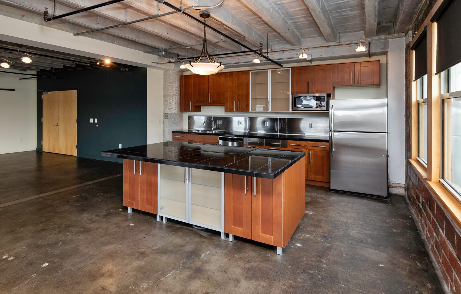 112 11th Street 302