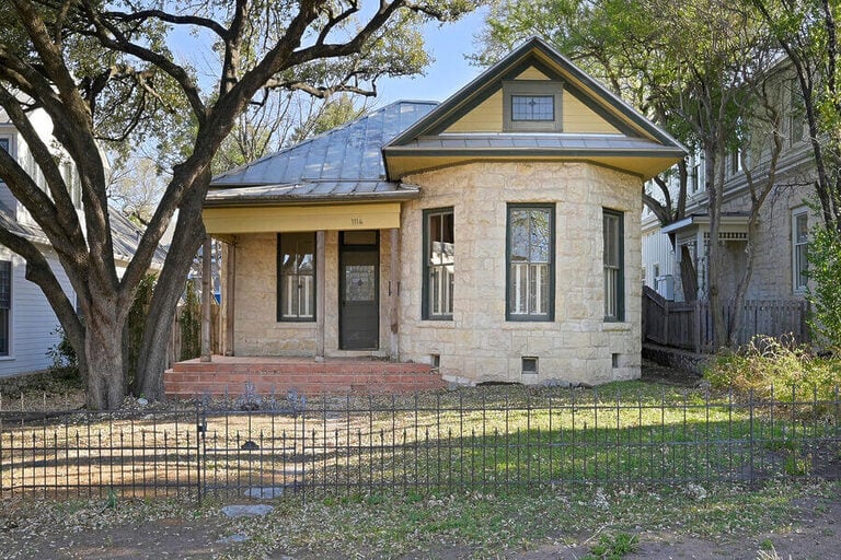 Buyer Rep | 1114 W 10th Street