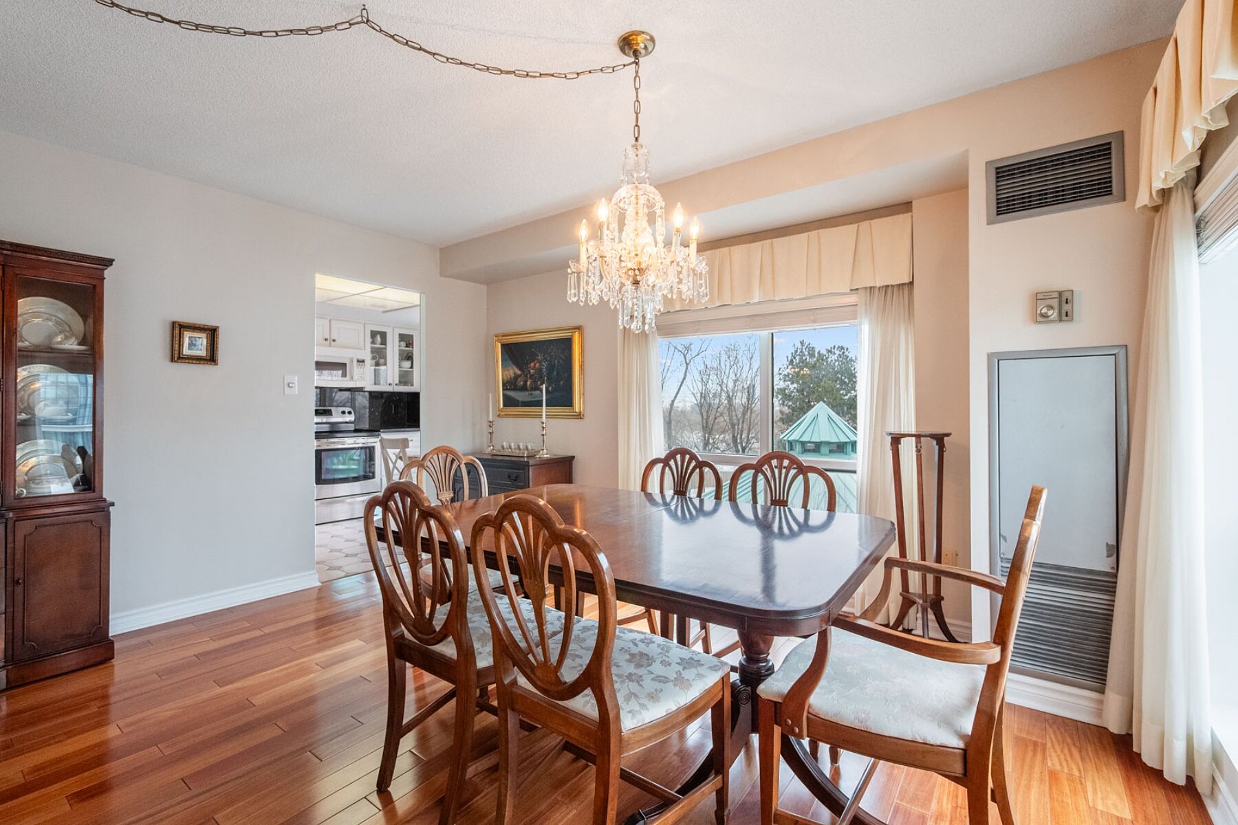 101 Subway Cres #311
