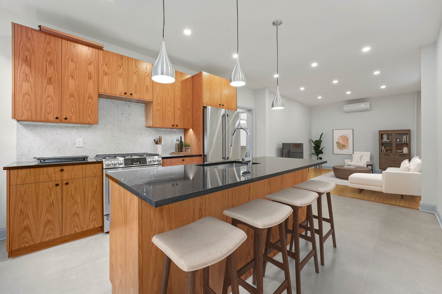 138 Meserole Avenue, Apt 1