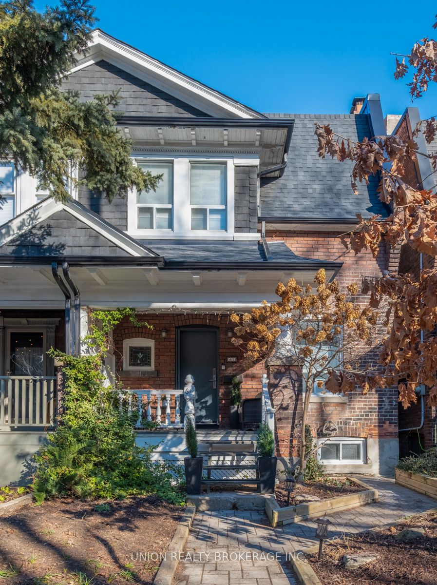 61 Herbert Ave