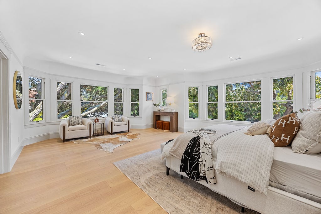 785 3rd Avenue · Photo 2