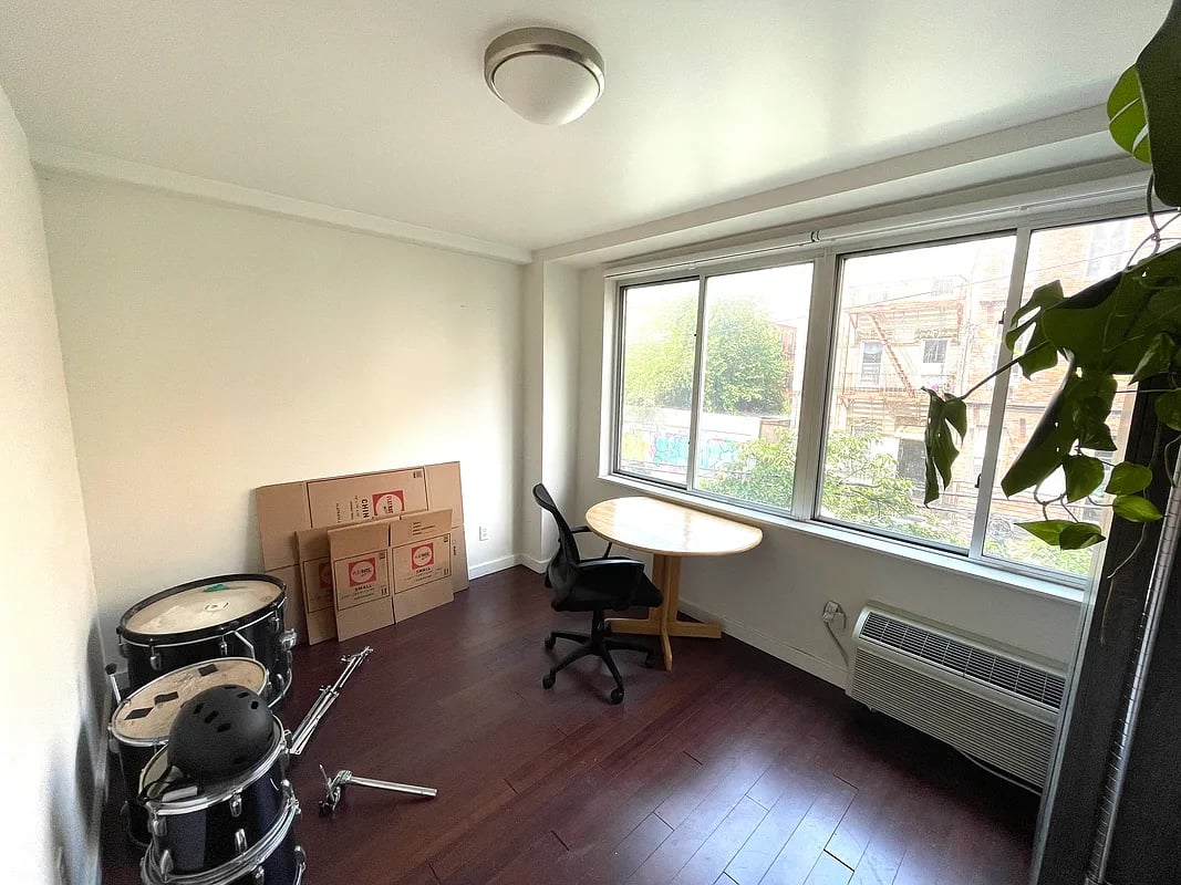 286 Stanhope Street 2A