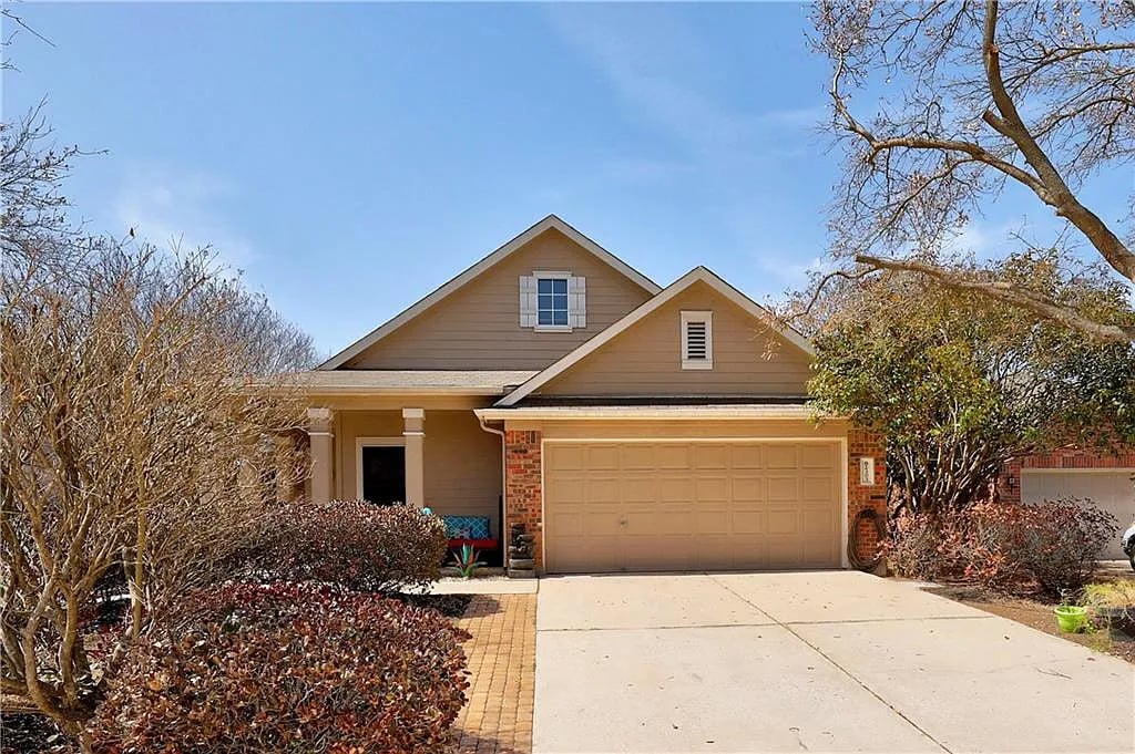 2303 Garrett Cv