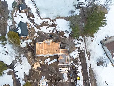 1111 Lakeshore Dr