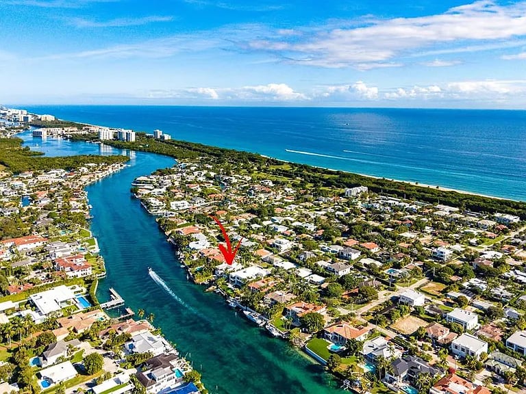 485 NE Spanish Trail