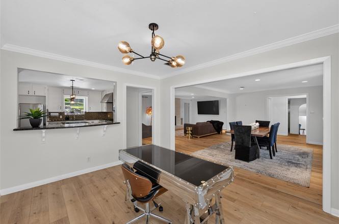 4901 Timberline Dr