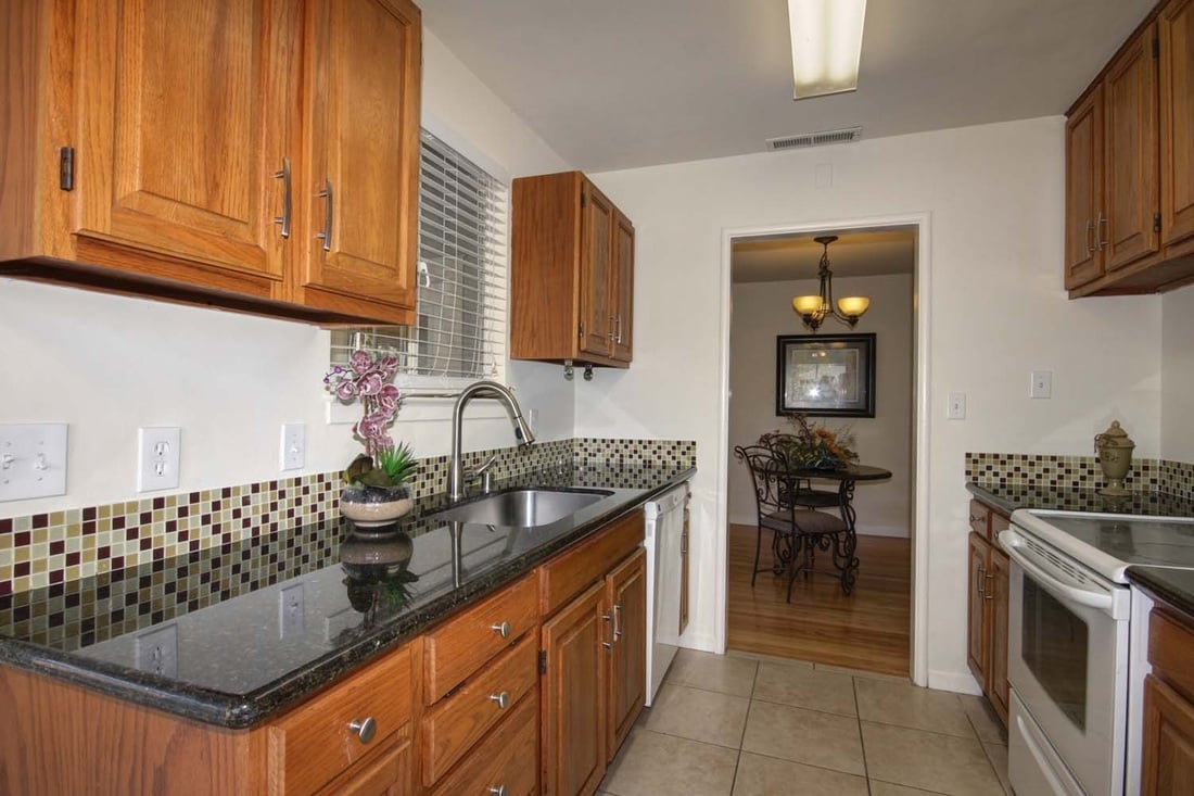 Just Listed! Darling 3 Bedroom Off Eastern Ave!