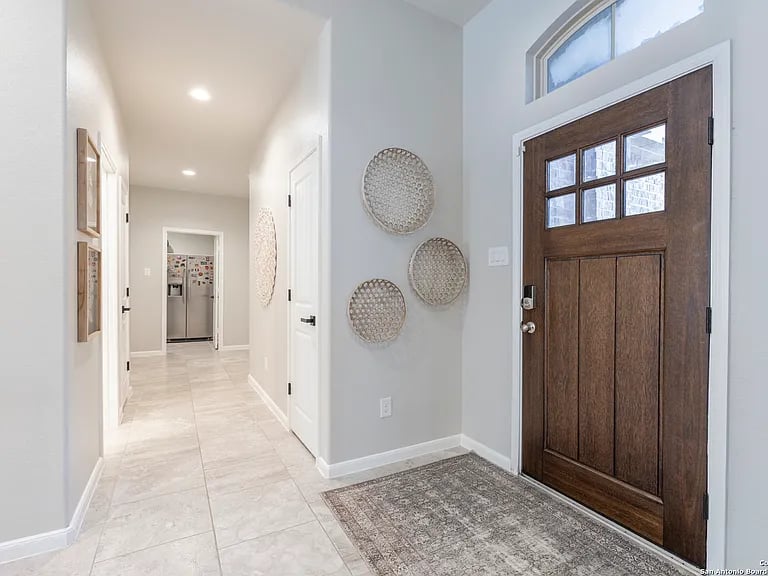 6312 Sabine Ct