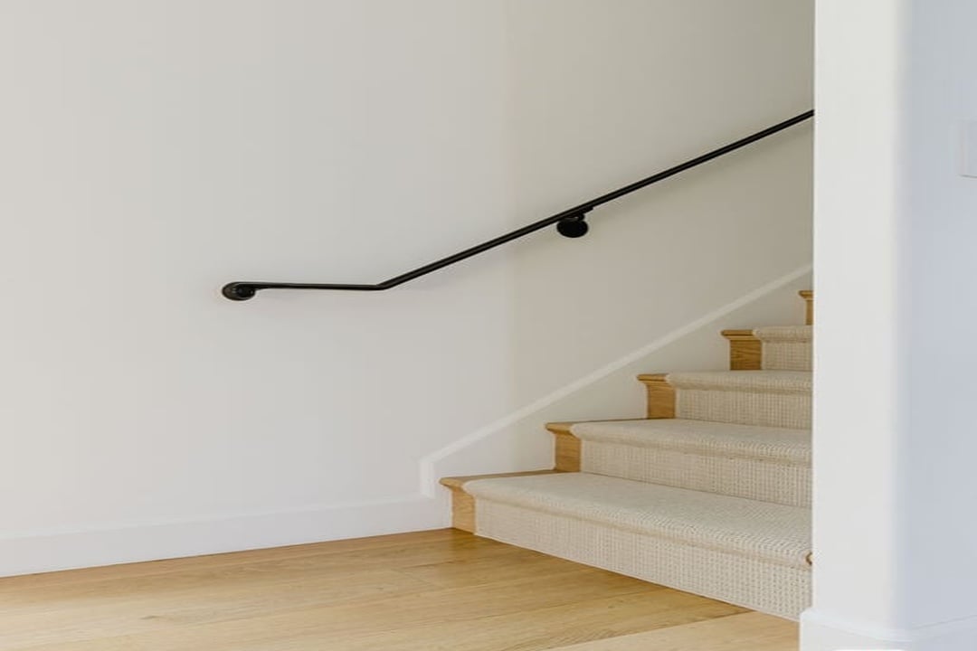 Solaris Pavilion, Westbourne Dr, 90048