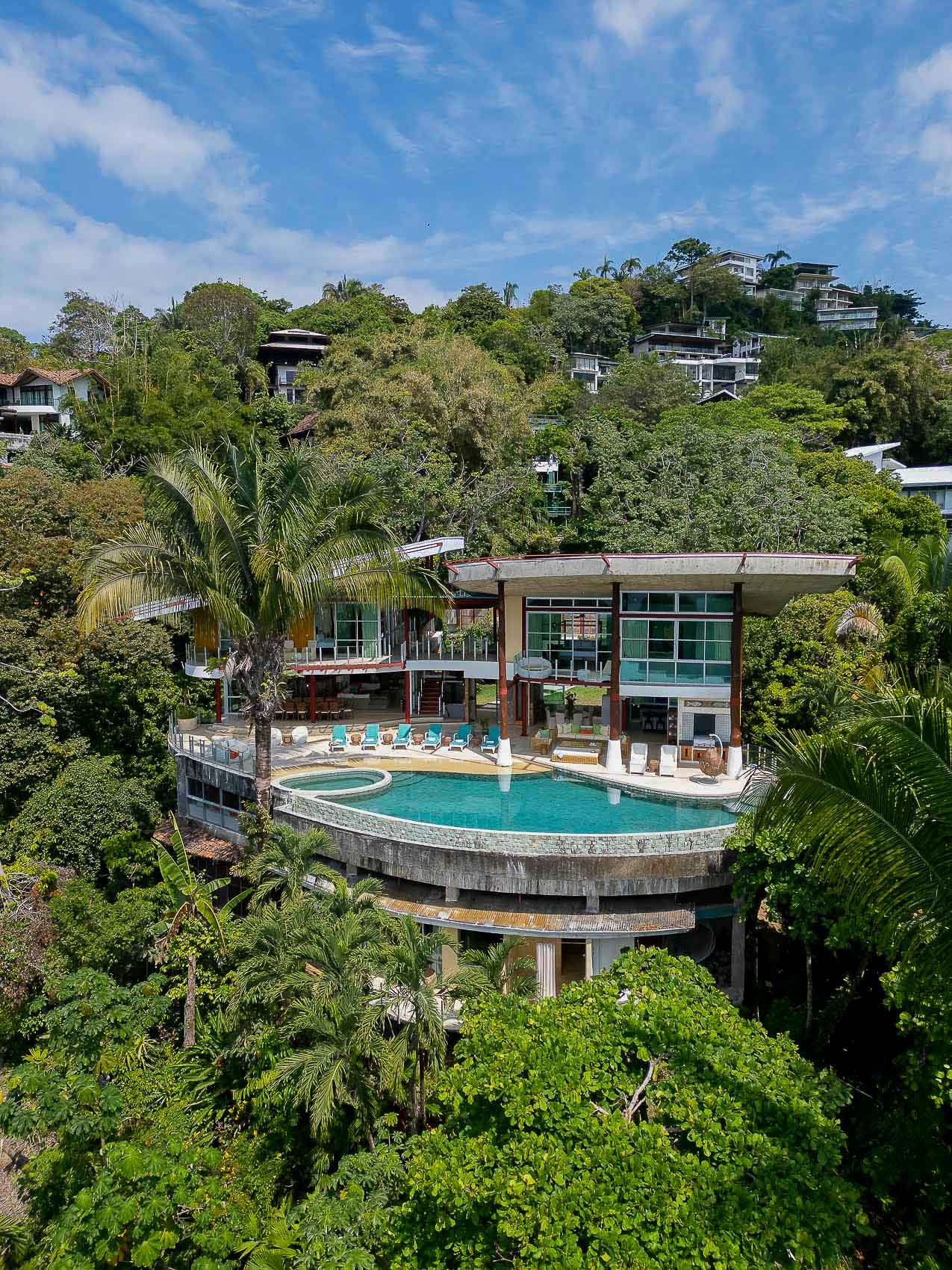 Casa Fantastica Luxury Mountain and Ocean View Villa