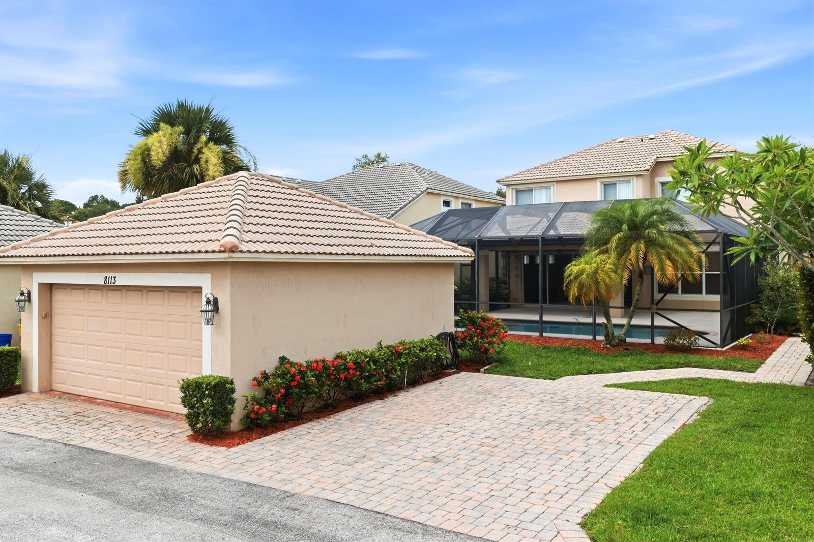 8113 Bautista Way