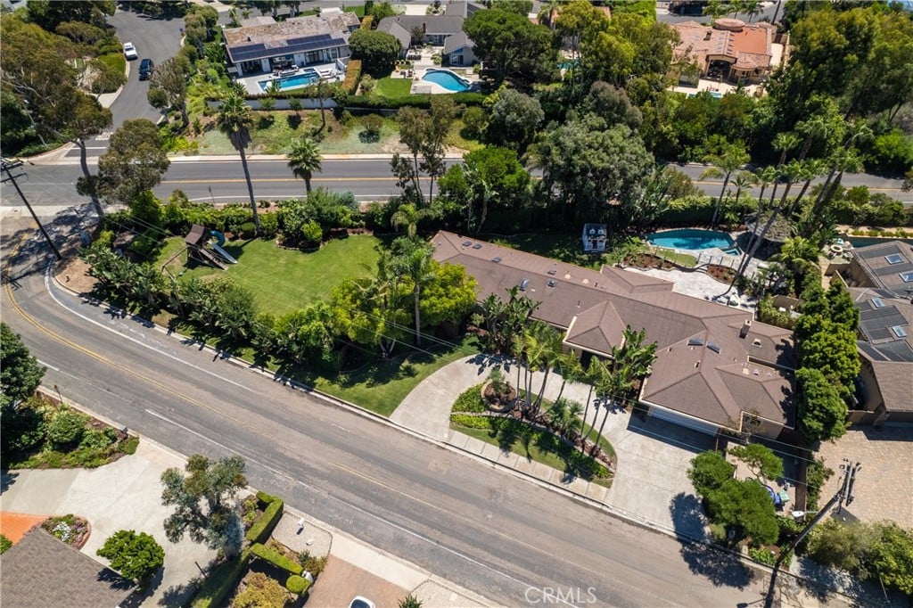 2881 Moonridge Dr