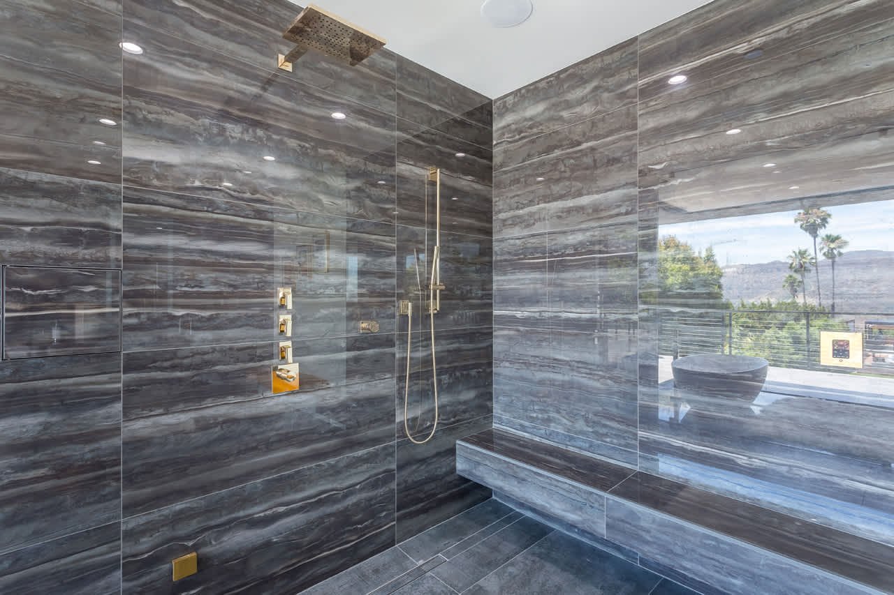 THE HIDEAWAY HH | 7932 Woodrow Wilson Drive
