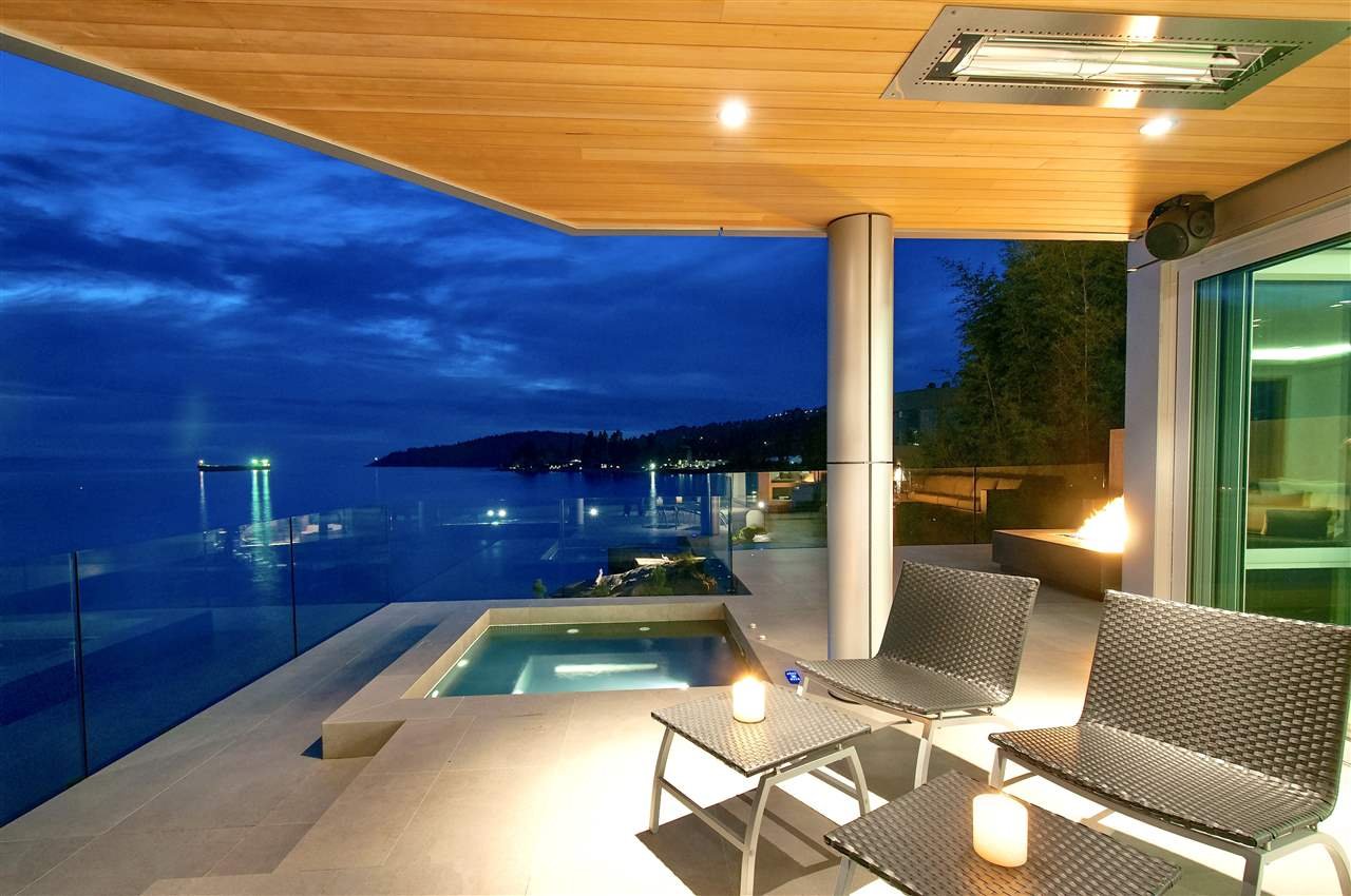 3906 Marine Dr