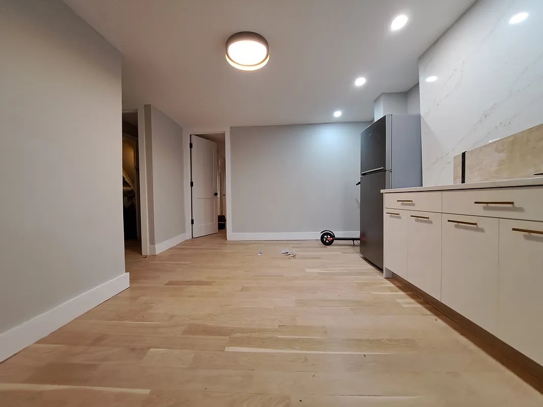 135 Quincy Street #2