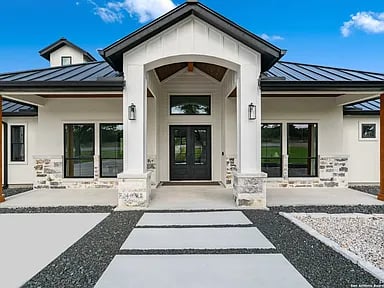 1209 Adyson Rdg