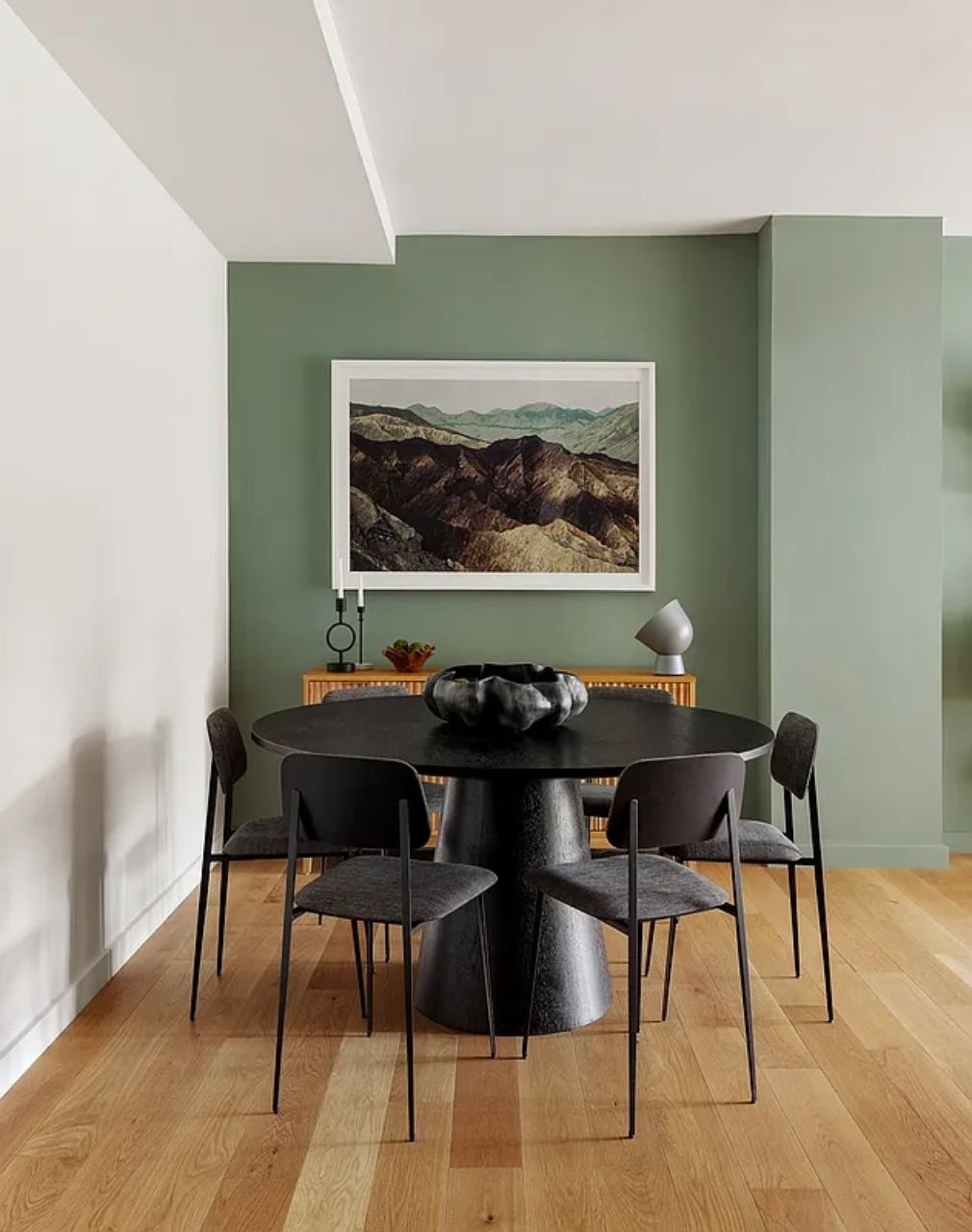 547 W 47th Street 604