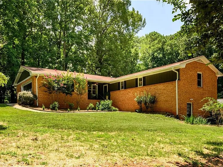2626 Cardinal Lake Cir