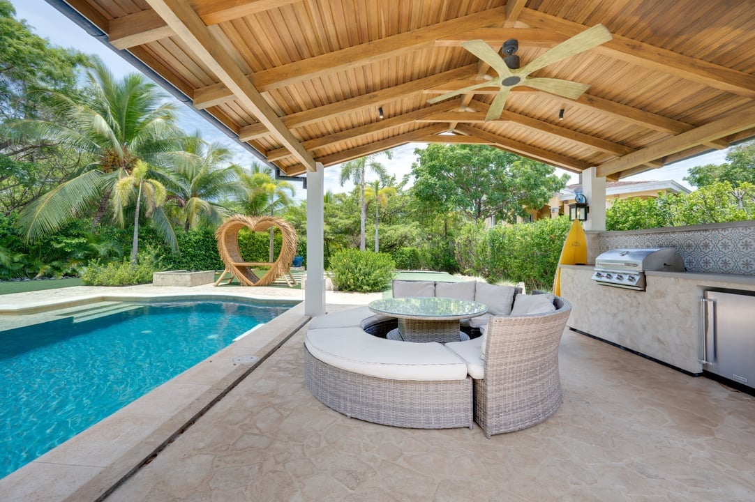 Villa Romantica | A Timeless Coastal Retreat in Las Golondrinas, Hacienda Pinilla