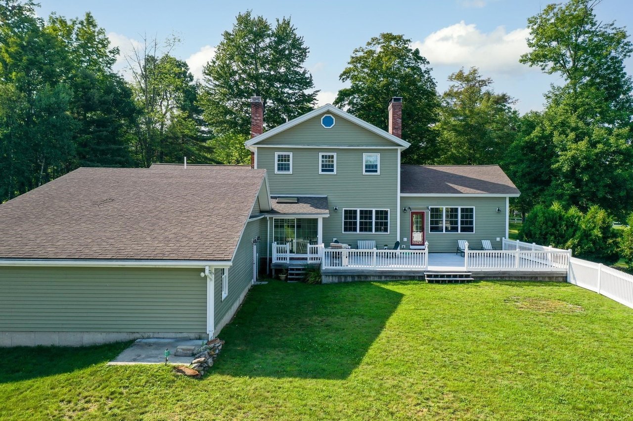 1035 Straits Rd