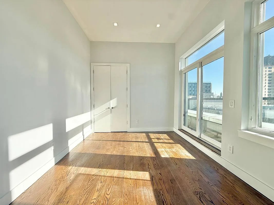 997 Jefferson Avenue #1A