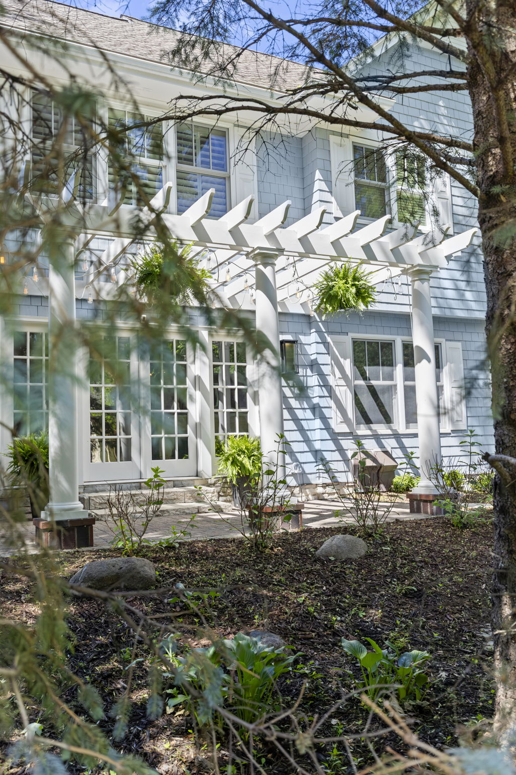 5229 Halifax Ave S, Edina