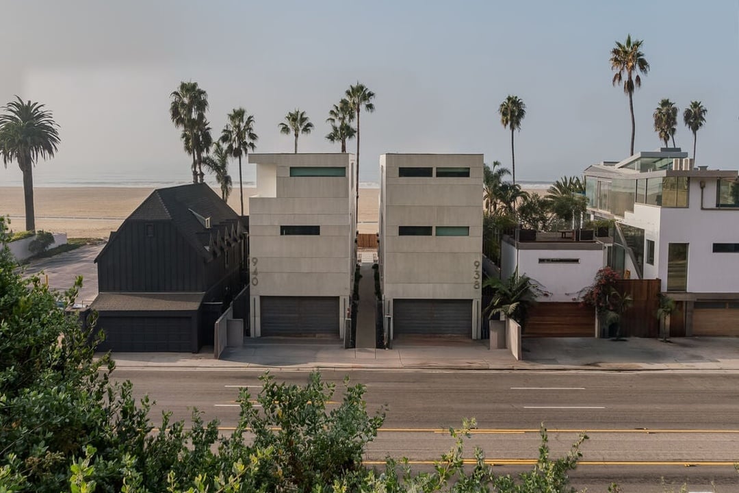 Fairmont Heights, Palisades Beach Rd, 90403