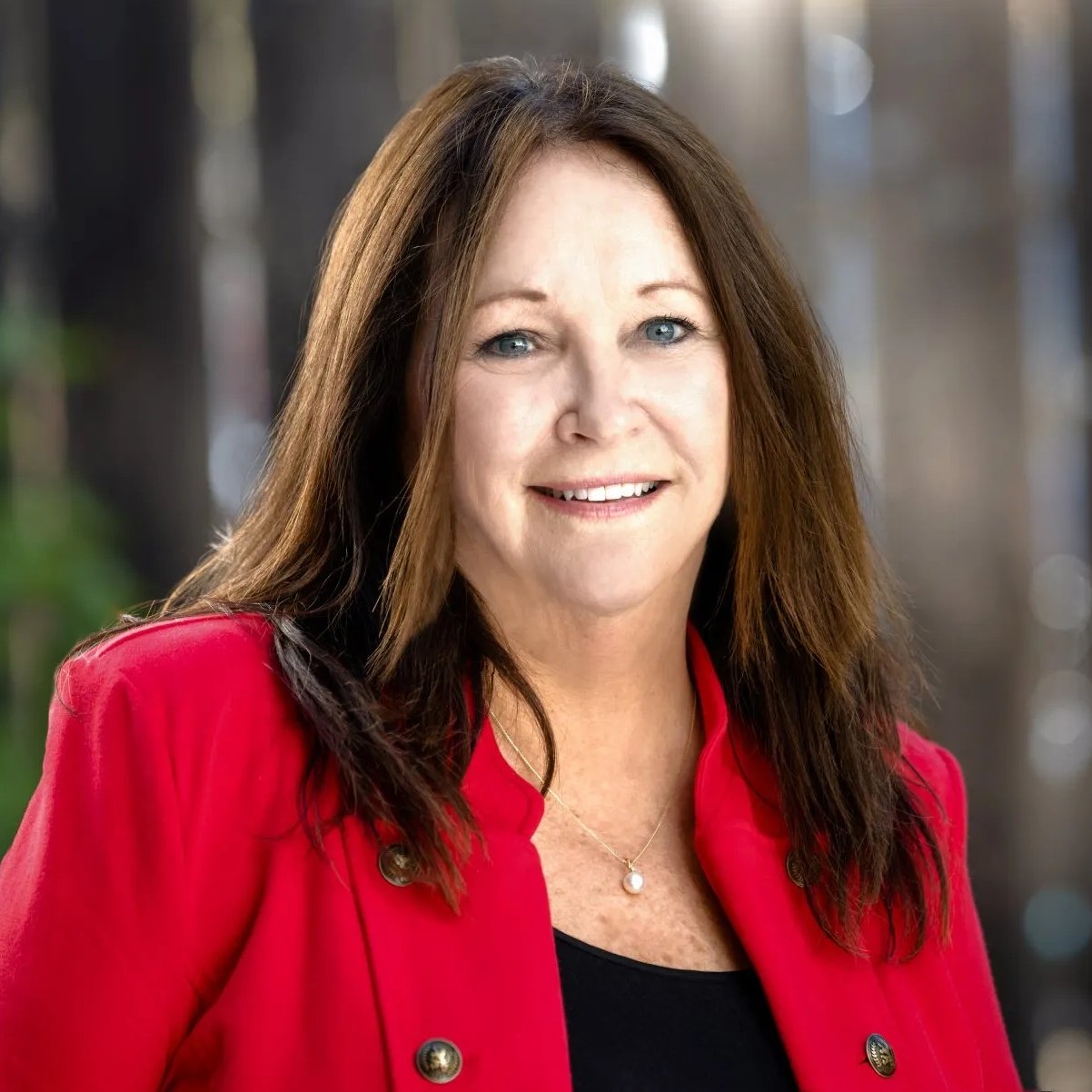 Kim Strane Menlo Park, CA Real Estate Agent Headshot