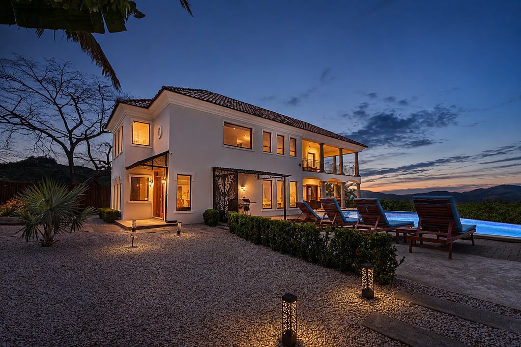 Casa de Estrellas | Elegant 4BR Ocean View Home in Pacific Heights, Potrero