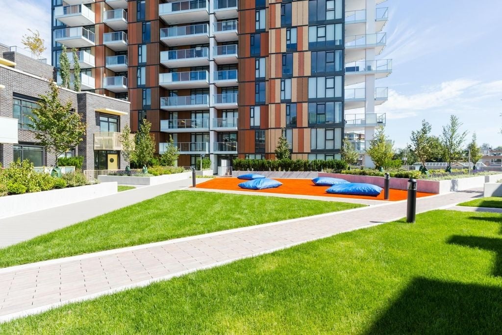 285 E 10th Ave, #309