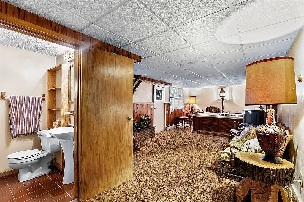 198 Hydeway