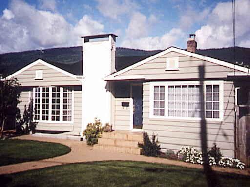 975 Inglewood Ave