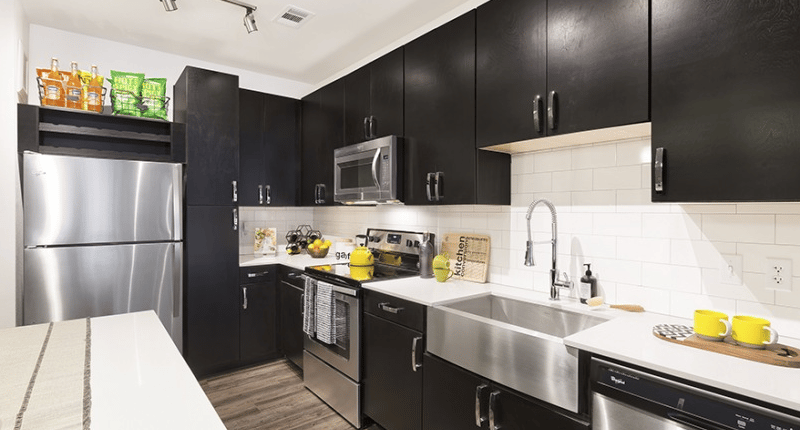 Up To Six Weeks Free, Ask About Our Look & Lease Special!