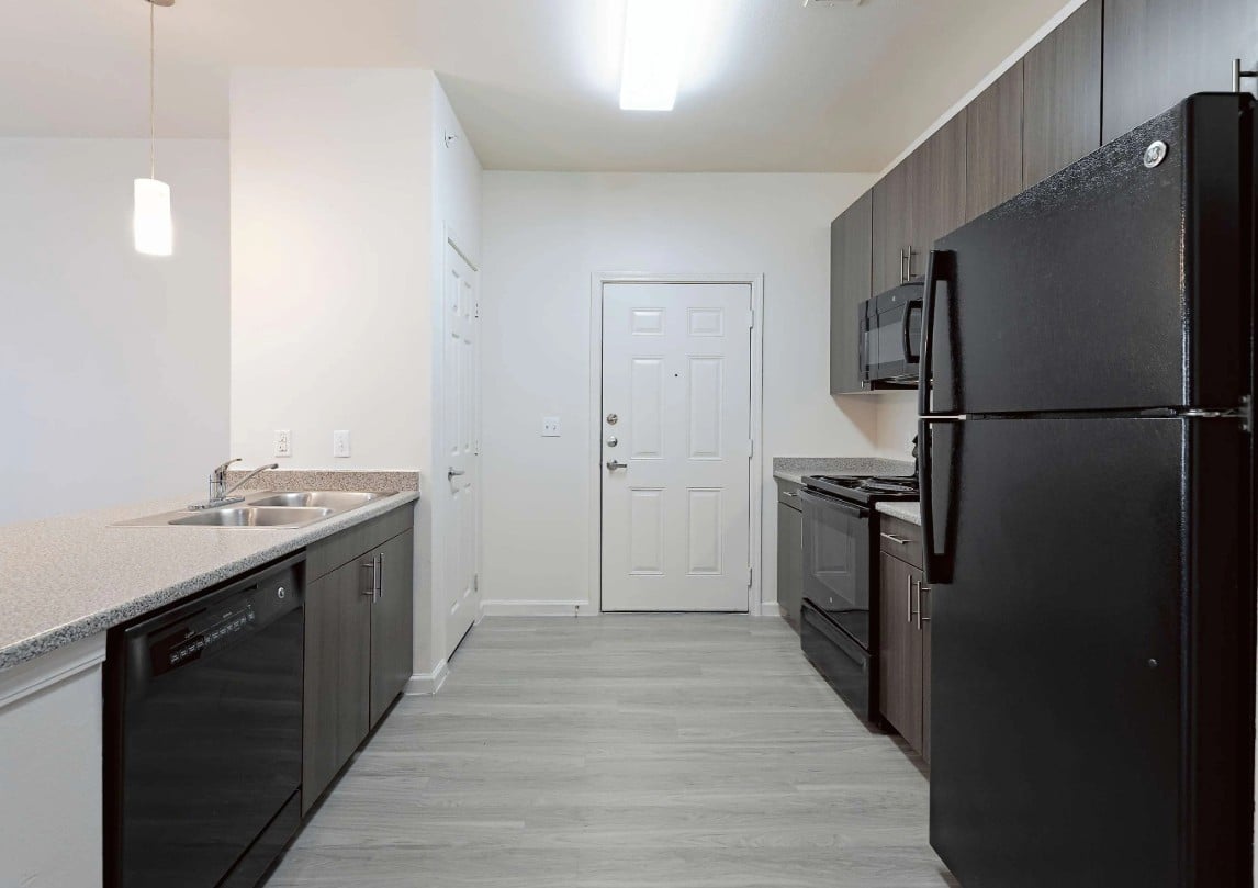 Amazing 1/1 at this high value community in NE Austin