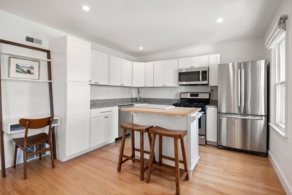 261 Silver Street - Unit 3