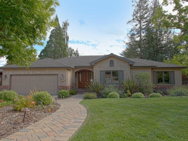 15590 Kavin Ln