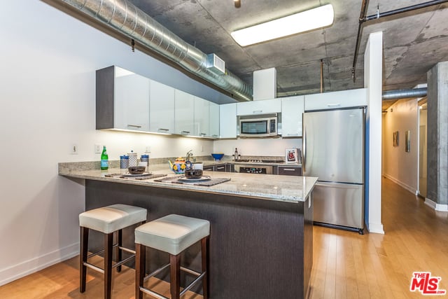 645 W 9th St #435