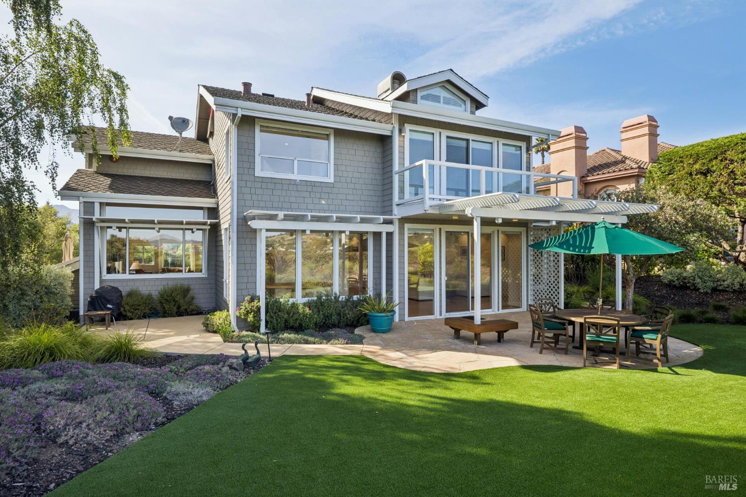 2 Cecilia Ct