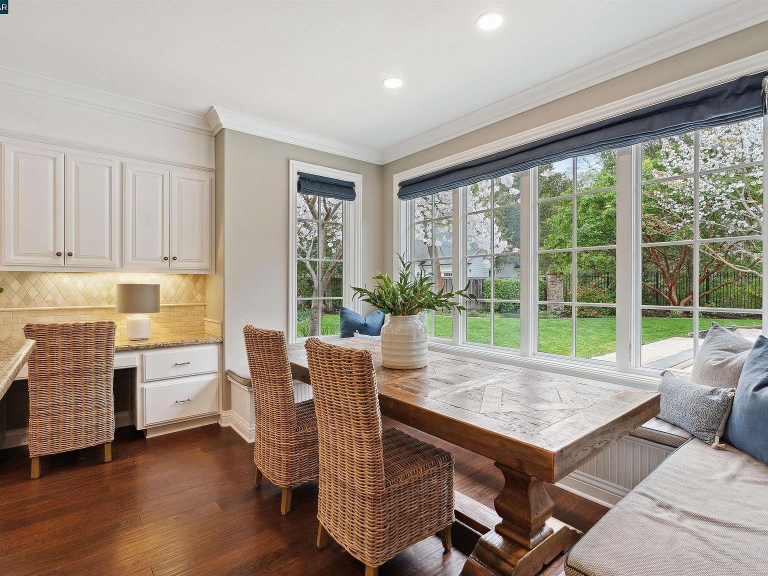 56 Hidden Oaks Dr