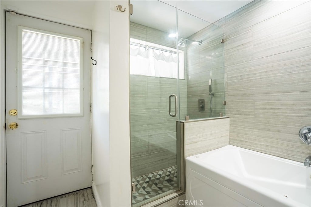 2423 S Buenos Aires Dr