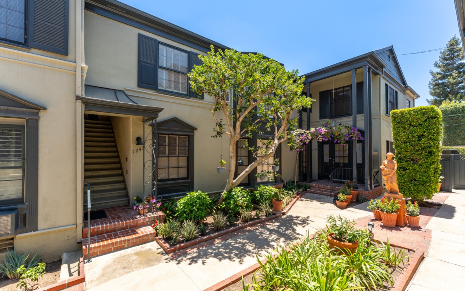 1235 S Beverly Glen Boulevard