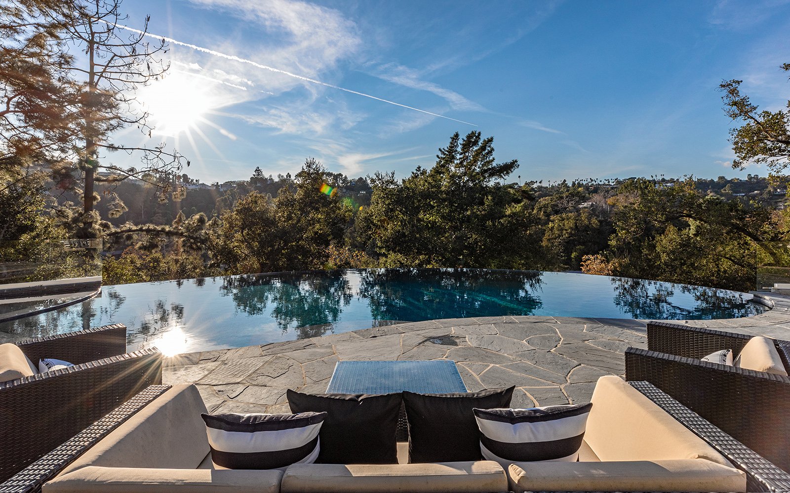 940 E Oakmont Dr, Brentwood