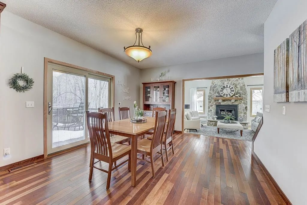 6488 County Rd 6 SE