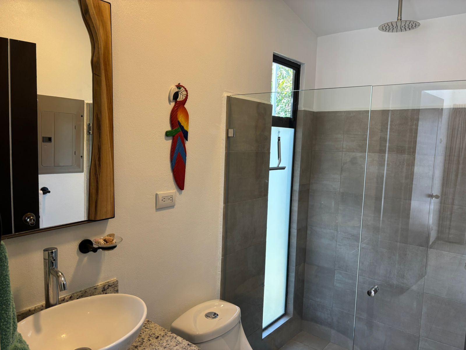 Beautiful and modern house in Altos de Bejuco, Elegance and excellent location
