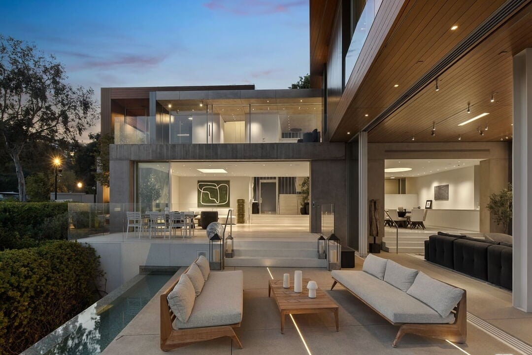 Seraph Pavilion, Sunset Plaza Dr, 90069