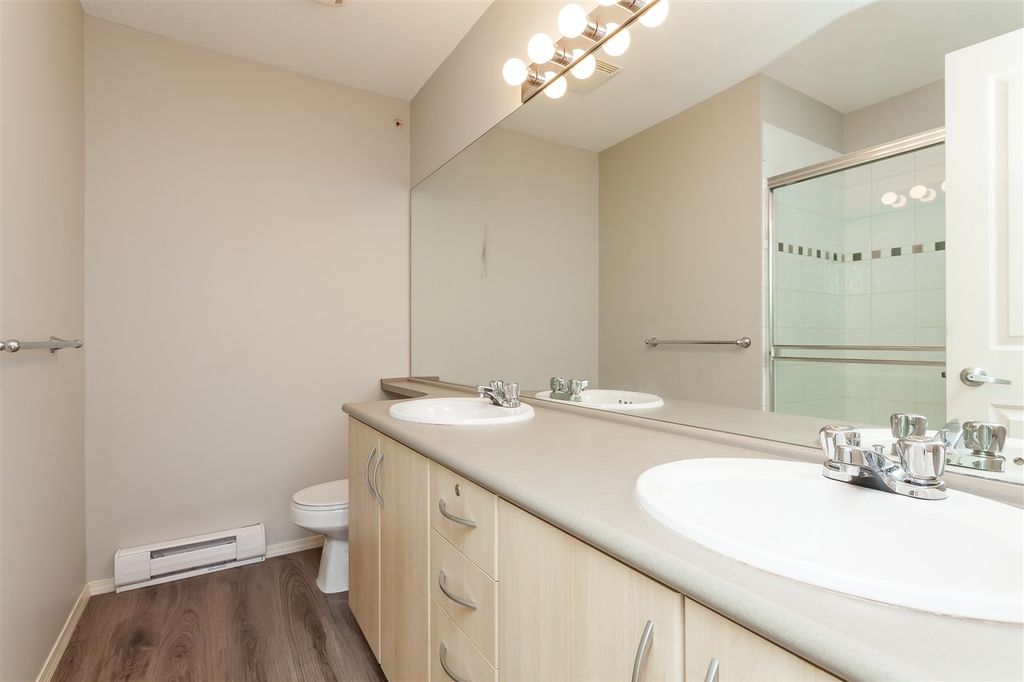 6747 203 St, #157