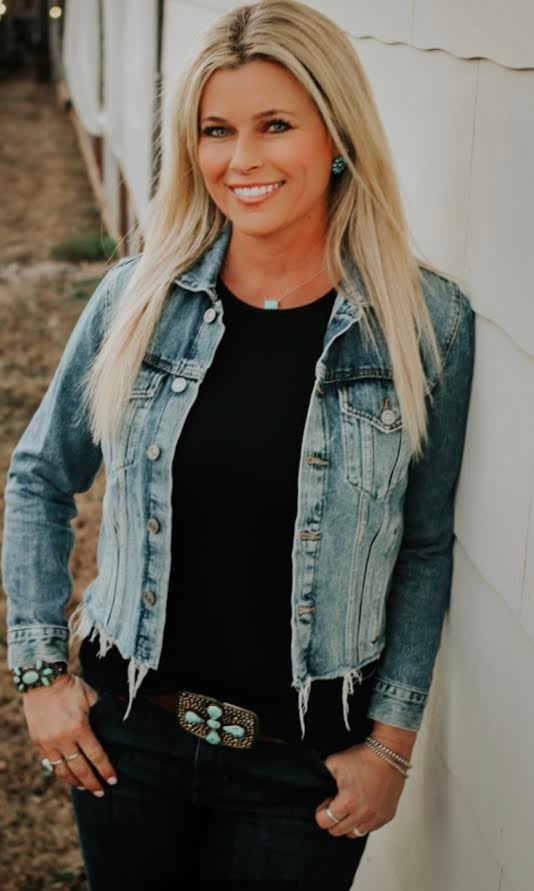 Angie Meadors Purcell, OK Real Estate Agent Headshot